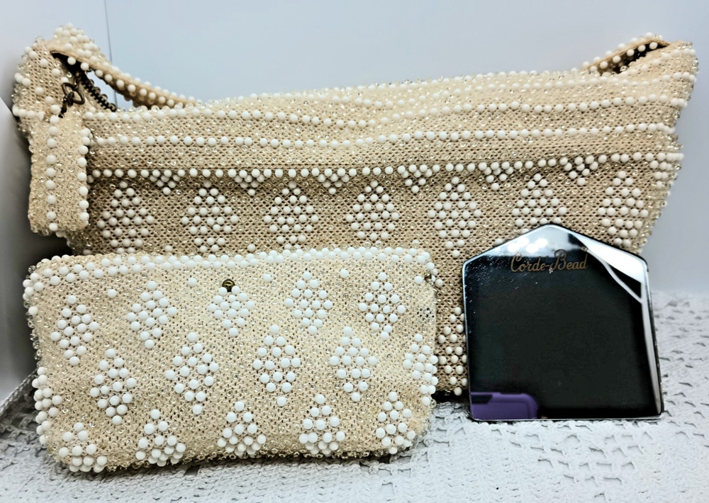 Lumured Corde Cream Dot Beaded Handbag 1940s-50s Evening Bag Mirror Coin Purse